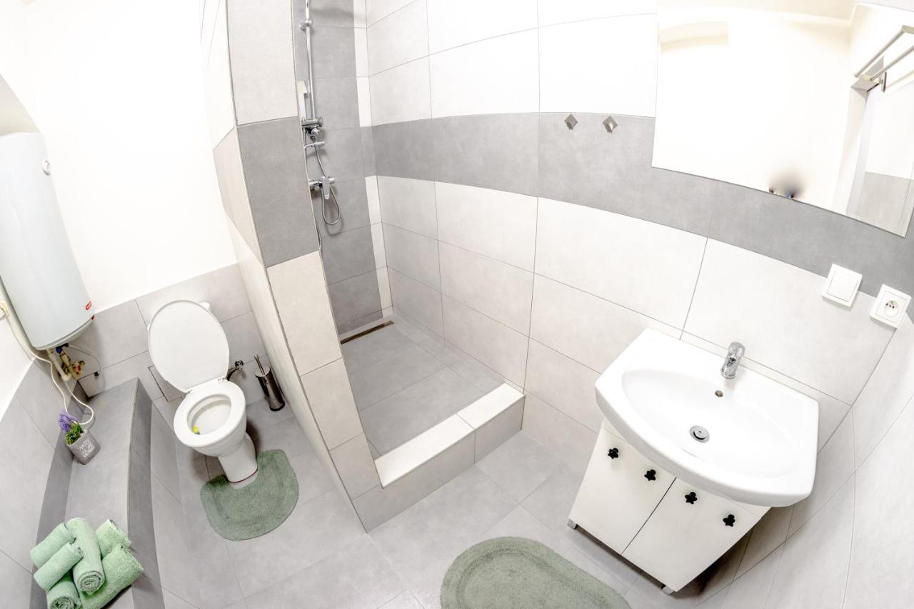 Pilsen Apartment Bagian luar foto